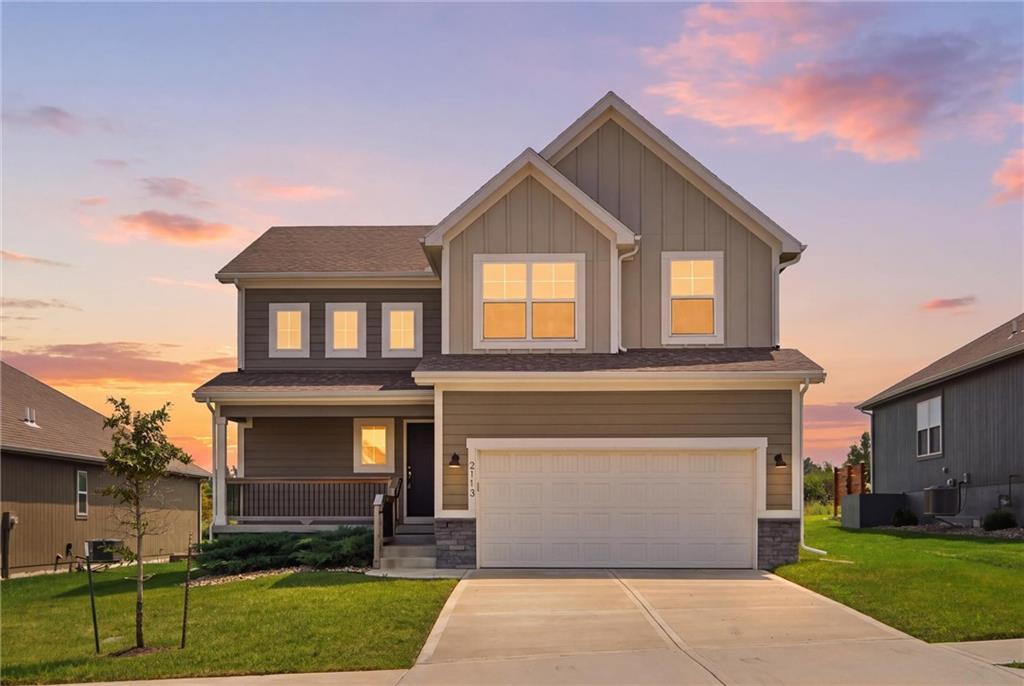 2113 Southwest Rutherford Drive Lee's Summit, MO 64082 - Photo 2 of 41 Gallery Image 2