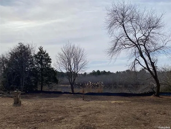 $199,000 | 1217 West Main Street, Riverhead, NY 11901