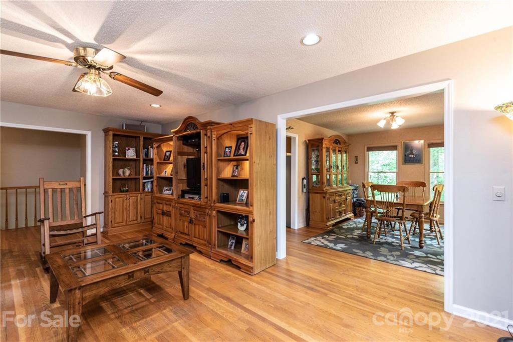 2130 Westover Road Hickory, NC 28602 - Photo 12 of 45 Gallery Image 12