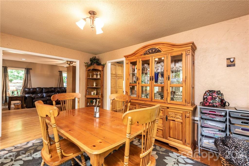 2130 Westover Road Hickory, NC 28602 - Photo 15 of 45 Gallery Image 15