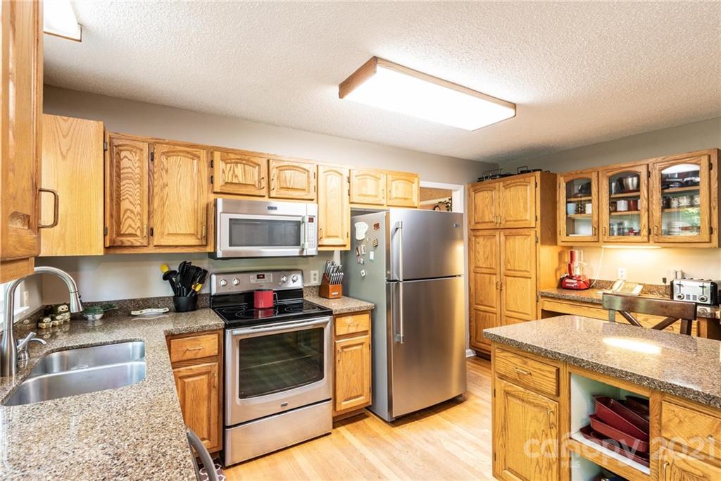 2130 Westover Road Hickory, NC 28602 - Photo 20 of 45 Gallery Image 20