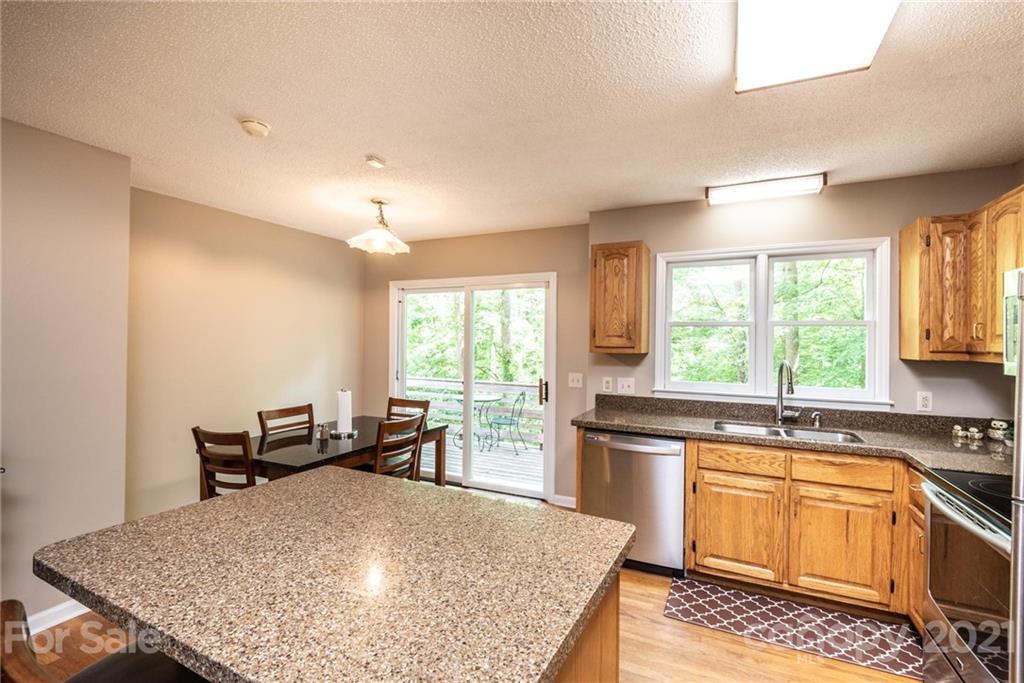 2130 Westover Road Hickory, NC 28602 - Photo 22 of 45 Gallery Image 22