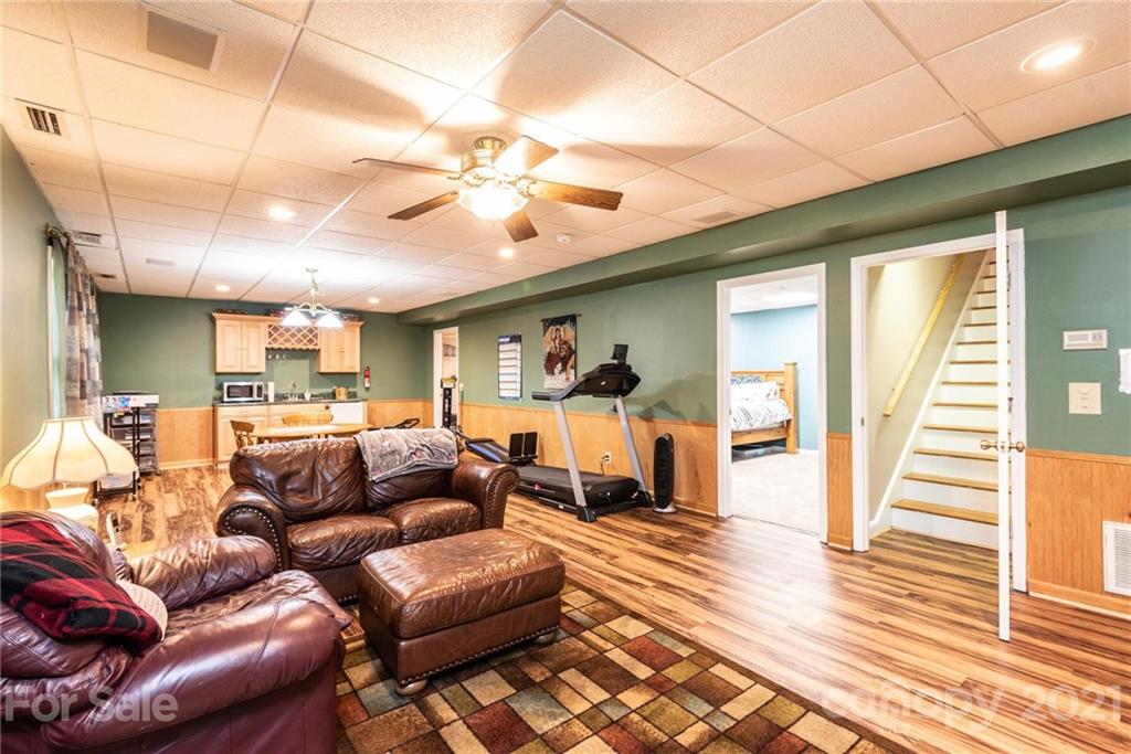 2130 Westover Road Hickory, NC 28602 - Photo 35 of 45 Gallery Image 35