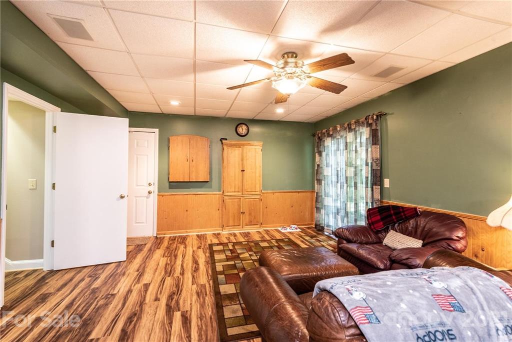 2130 Westover Road Hickory, NC 28602 - Photo 36 of 45 Gallery Image 36