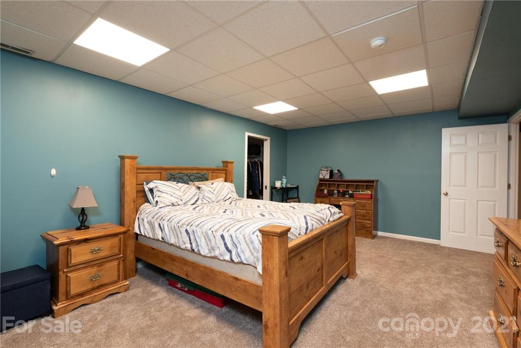 2130 Westover Road Hickory, NC 28602 - Photo 40 of 45 Gallery Image 40