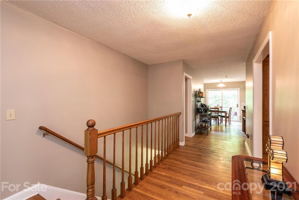 2130 Westover Road Hickory, NC 28602 - Photo 8 of 45 Gallery Image 8