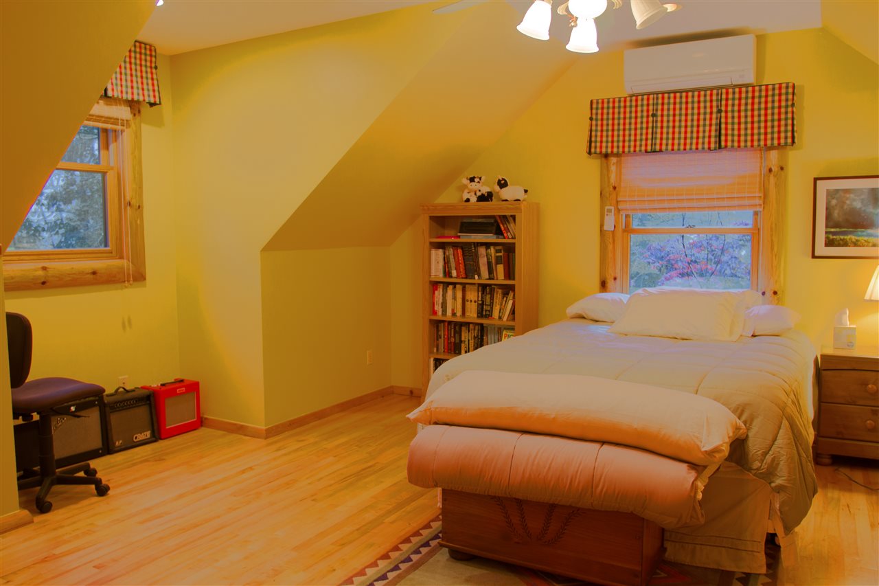 2424 Field Road Traverse City, MI 49685 - Photo 26 of 49 1867513-25.JPG
