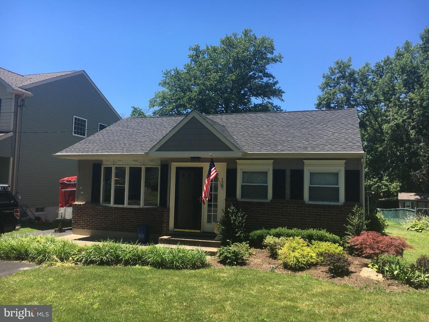 129 Manor Road Hatboro, PA 19040 - Photo 1 of 25 Gallery Image 1