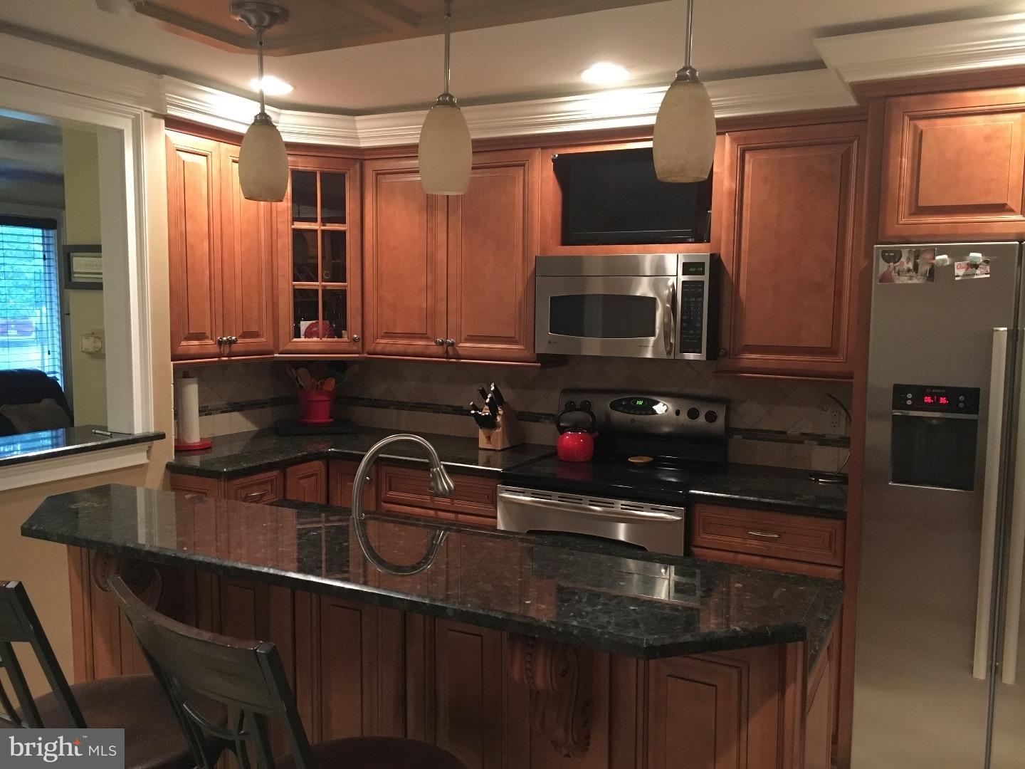 129 Manor Road Hatboro, PA 19040 - Photo 7 of 25 Gallery Image 7