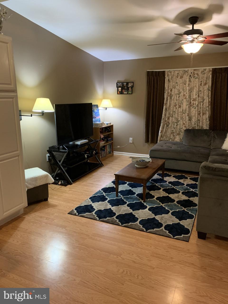 684 Running Fox Road Lusby, MD 20657 - Photo 5 of 21 LIVING ROOM