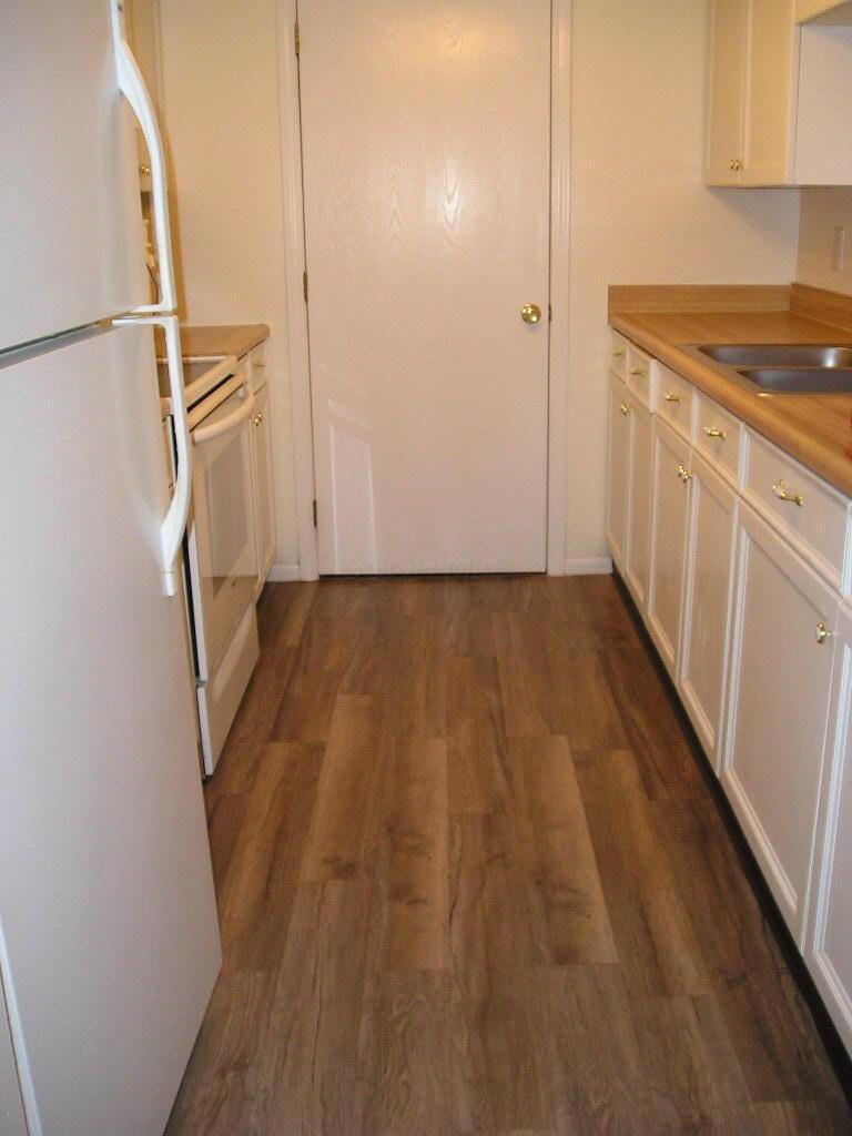 3939 Karl Road, Unit 111 Columbus, OH 43224 - Photo 21 of 22 P1010009