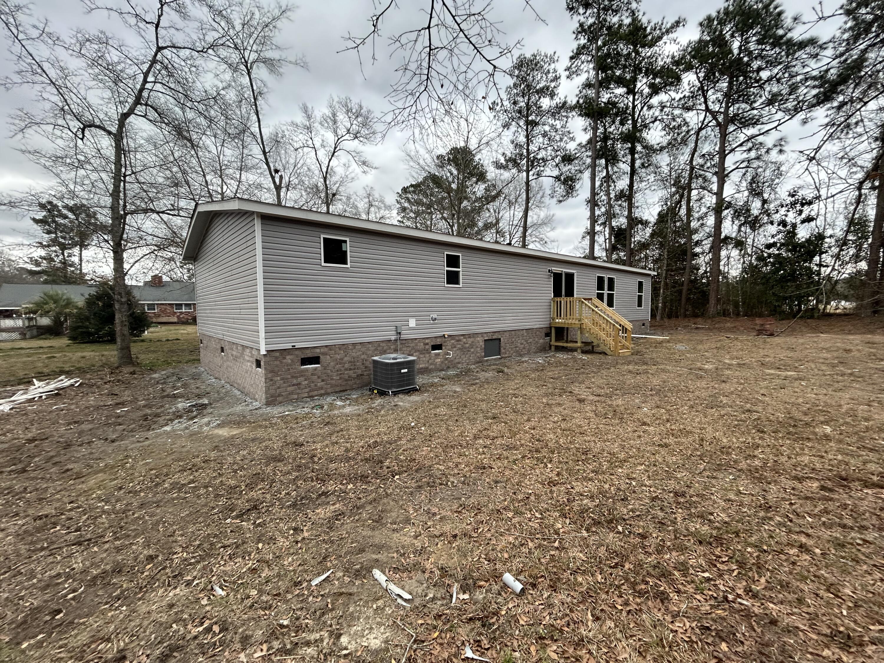 9158 Old State Road Holly Hill, SC 29059 - Photo 6 of 8 IMG_4402