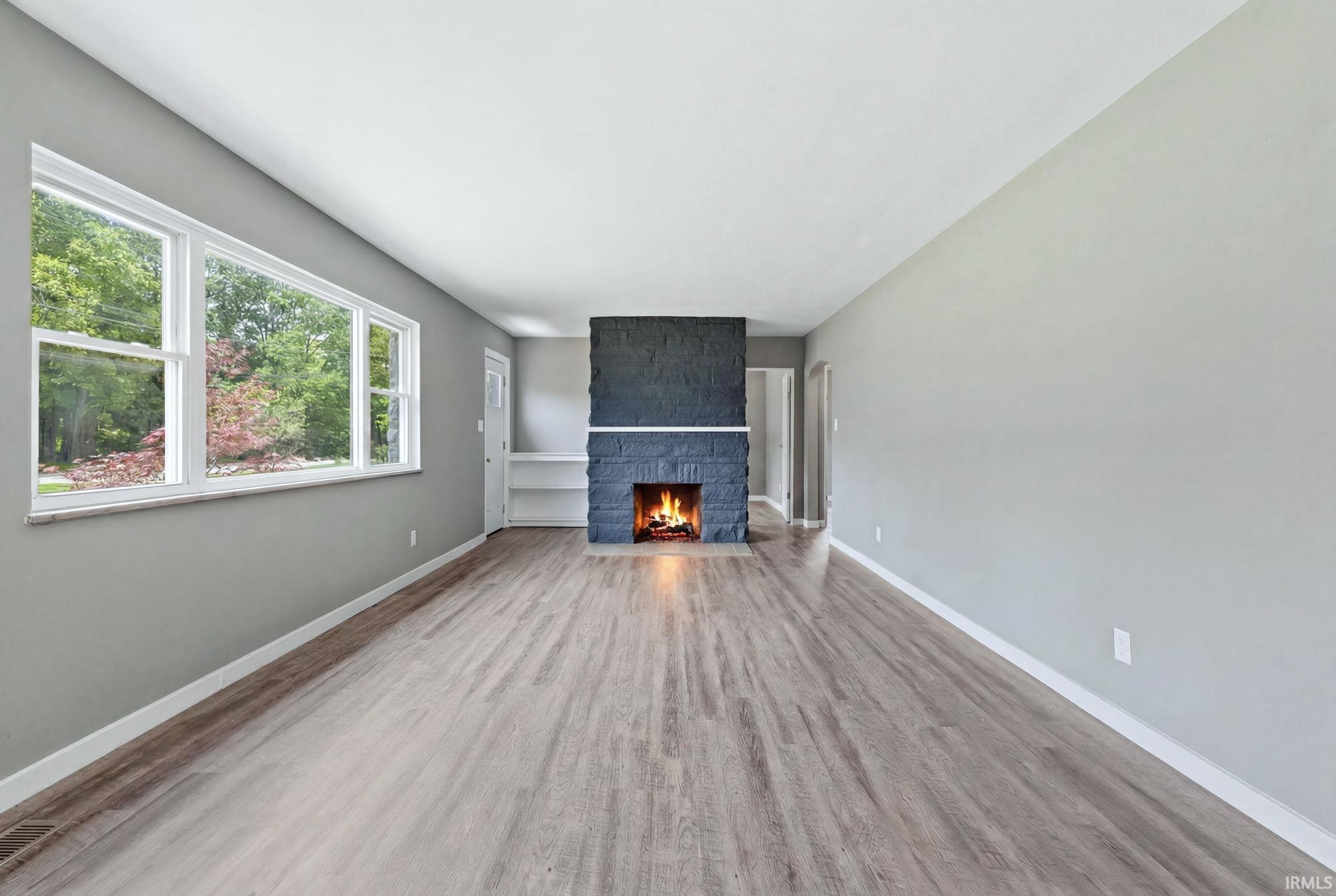215 Hartzell Road New Haven, IN 46774 - Photo 4 of 24