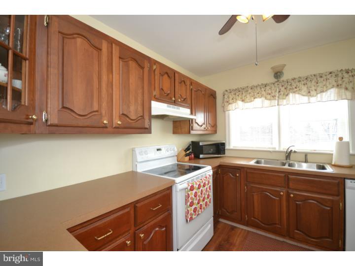 594 Boro Line Road Collegeville, PA 19426 - Photo 4 of 25 Kitchen