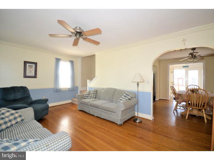 594 Boro Line Road Collegeville, PA 19426 - Photo 7 of 25 Living Room
