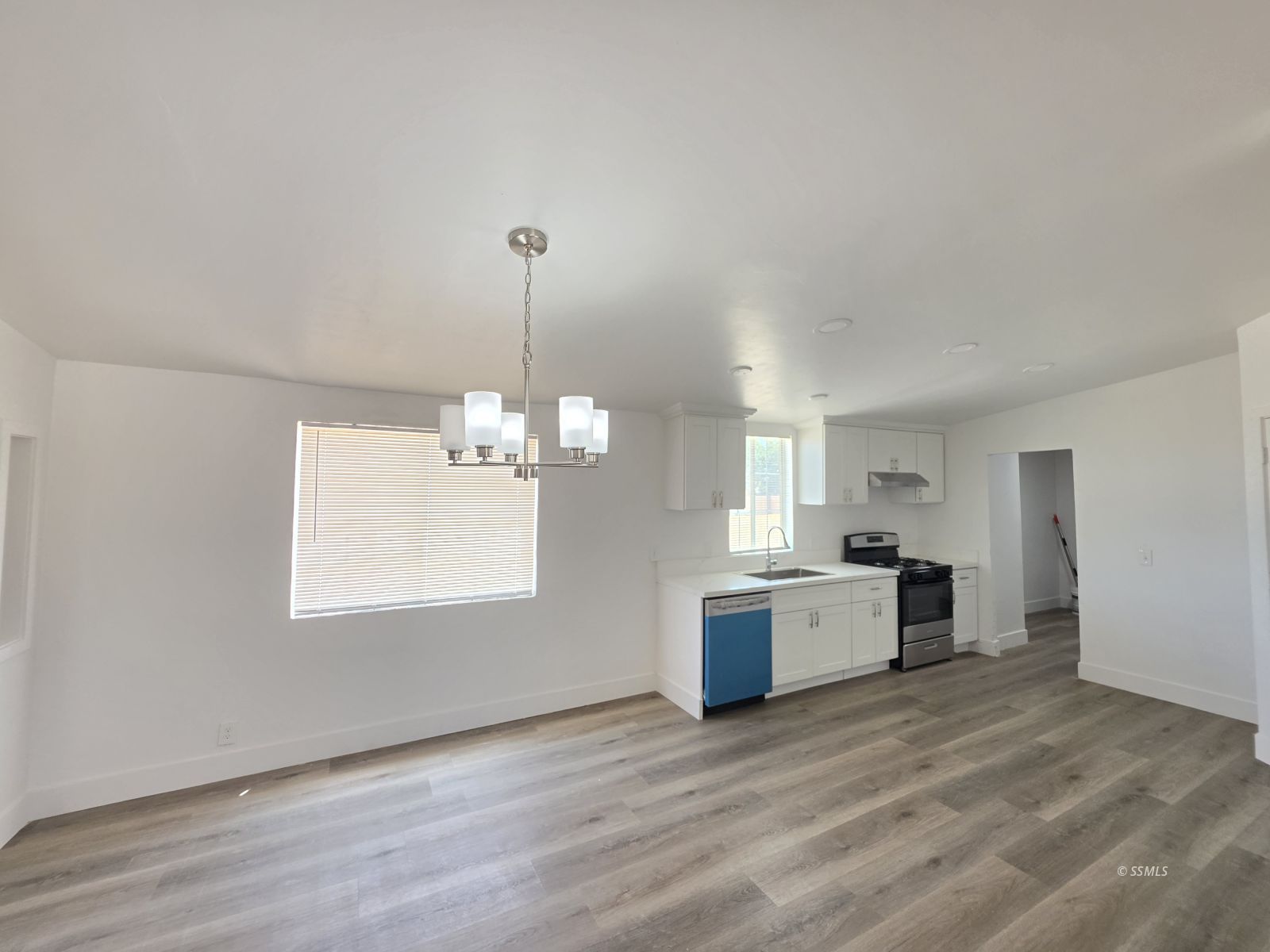 3761 Swallow Avenue Ridgecrest, CA 93555 - Photo 8 of 18