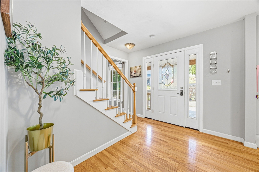 77 Thayer Road Braintree, MA 02184 - Photo 5 of 42