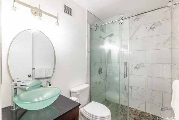 $2,400 | 1848 Kahakai Drive, Unit 2105, Honolulu, HI 96814