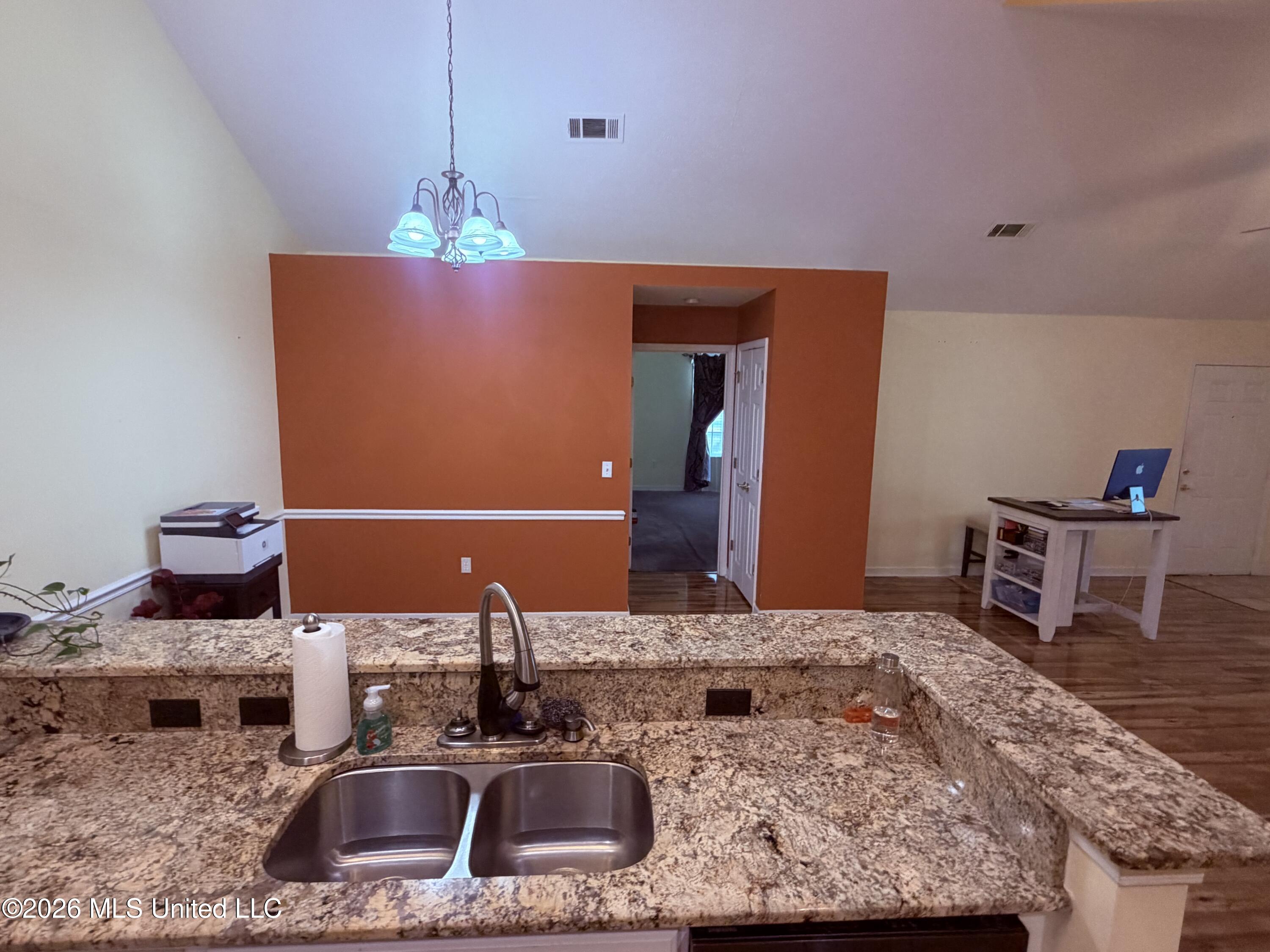 1010 Gerrits Landing Brandon, MS 39047 - Photo 13 of 27 IMG_2572