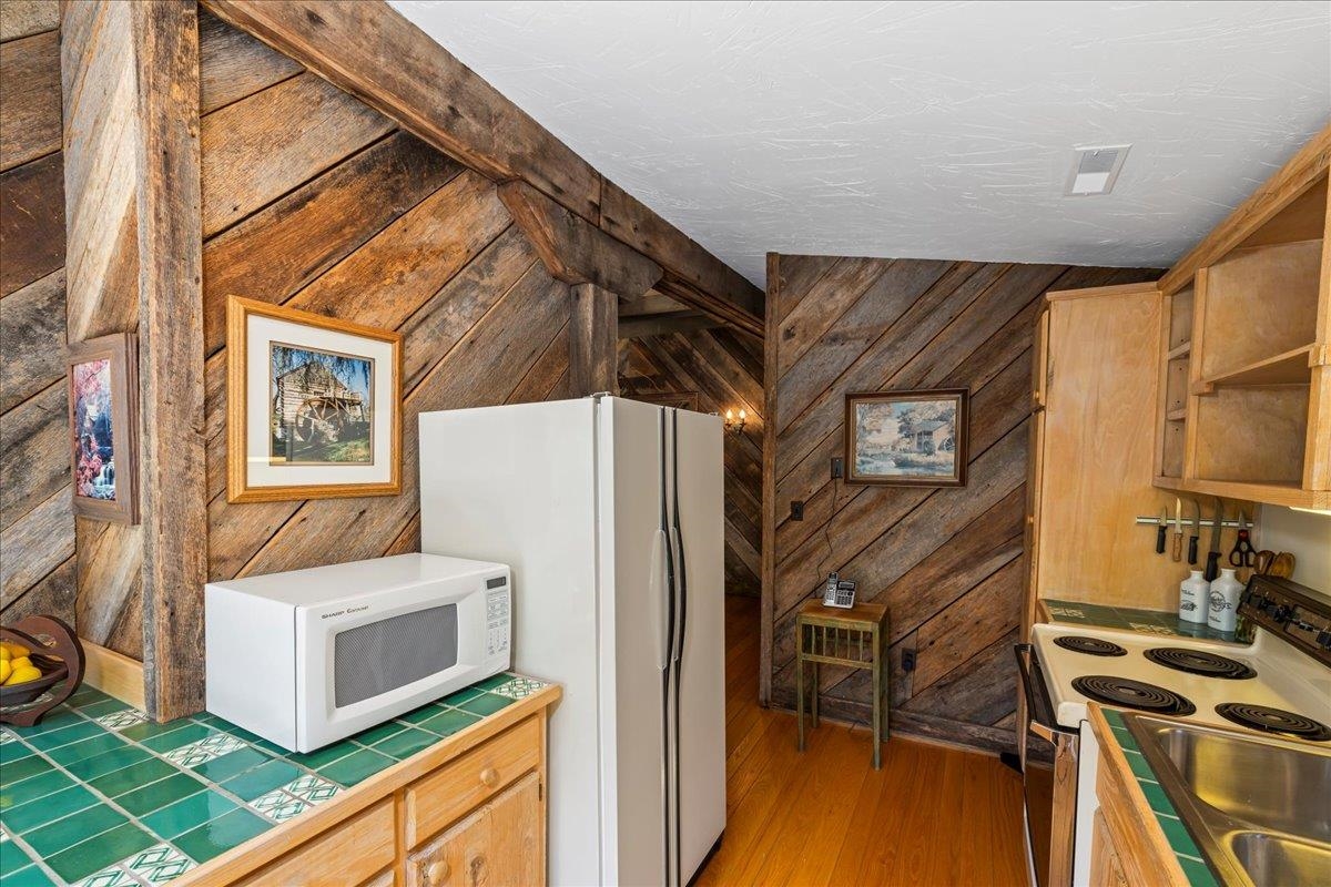 6602 Middlebrook Road Raphine, VA 24472 - Photo 31 of 68