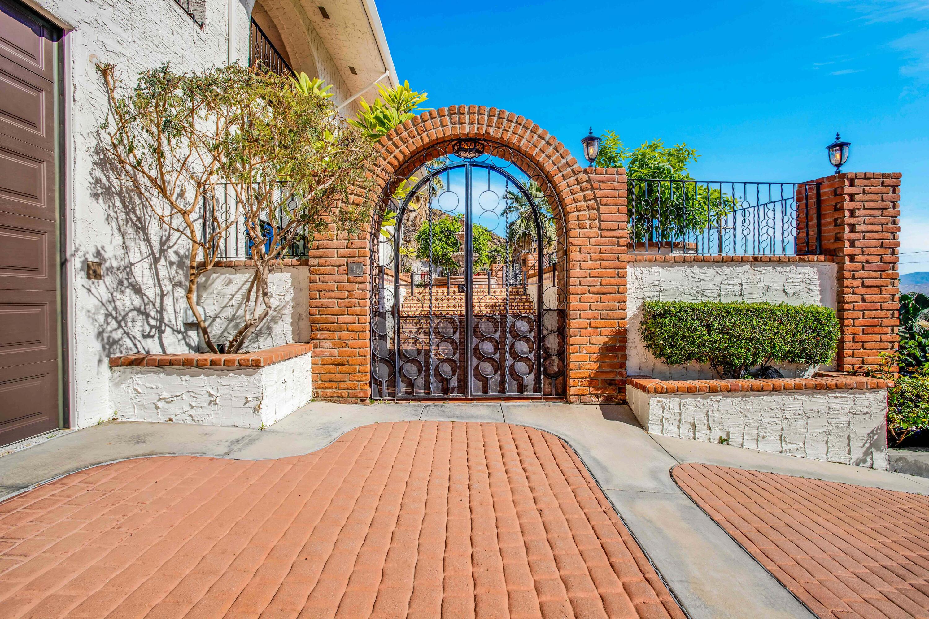 1777 Ridge Road Palm Springs, CA 92264 - Photo 4 of 47 10