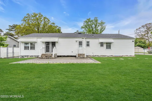 a house view with a garden space