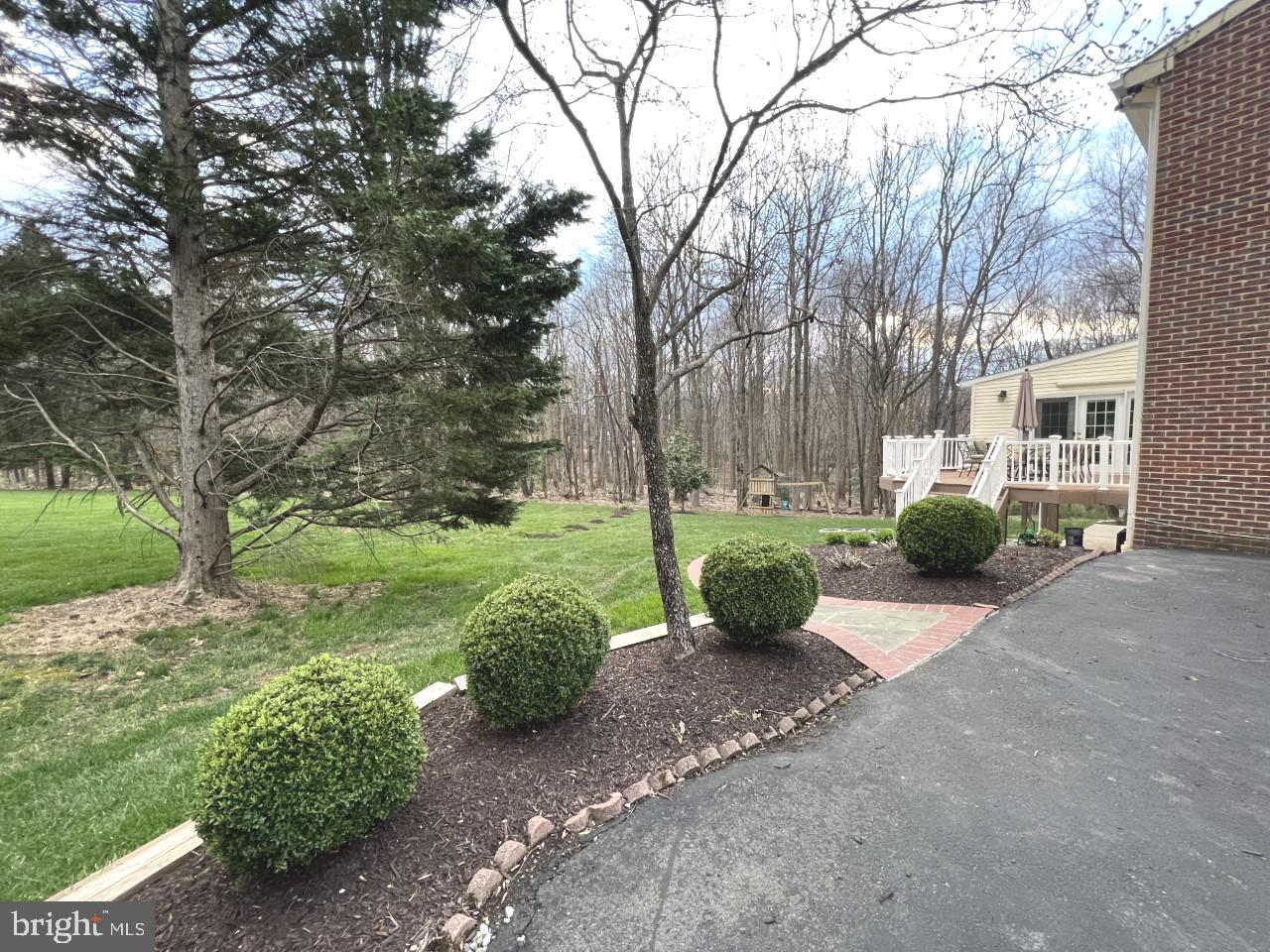 10414 Mt Sunapee Road Vienna, VA 22182 - Photo 4 of 83 Gallery Image 4