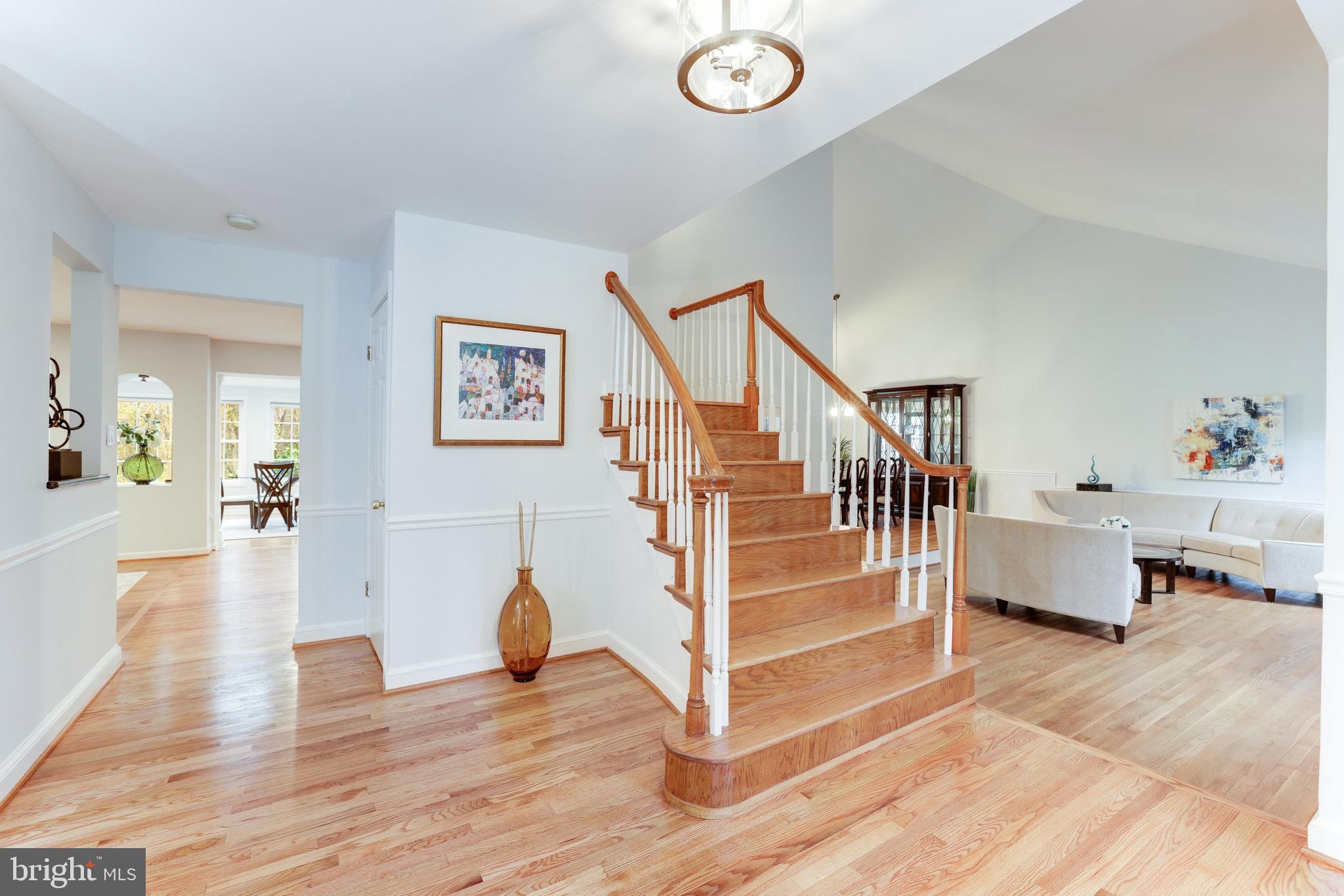 10414 Mt Sunapee Road Vienna, VA 22182 - Photo 5 of 83 Gallery Image 5