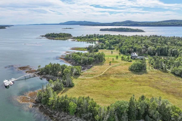 $9,975,000 | 230 Keller Point Road, Islesboro, ME 04848