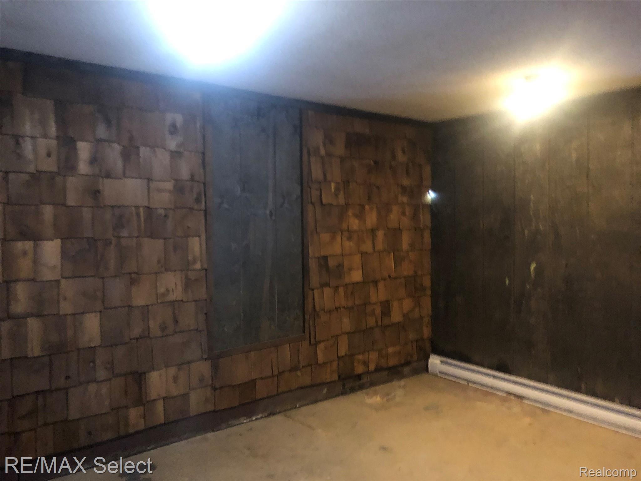 12273 North Genesee Road Clio, MI 48420 - Photo 5 of 19 File_004 (2).jpeg