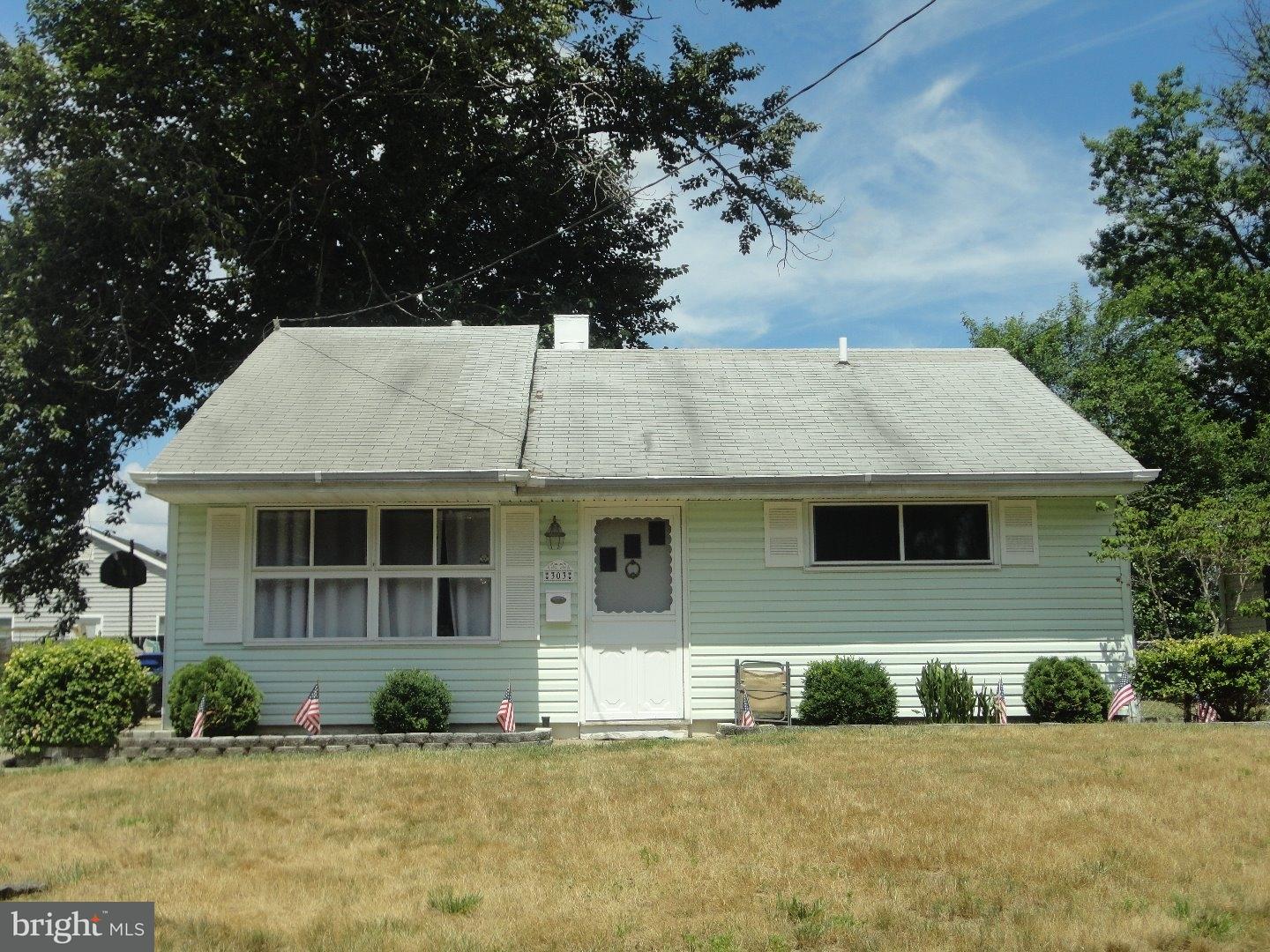 303 East Rudderow Avenue Maple Shade, NJ 08052 - Photo 3 of 24 Exterior Front