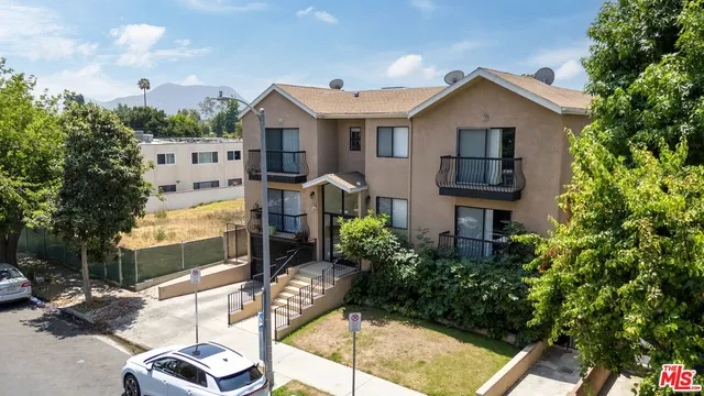 $639,999 | 10916 Huston Street, Unit 102, North Hollywood, CA 91601