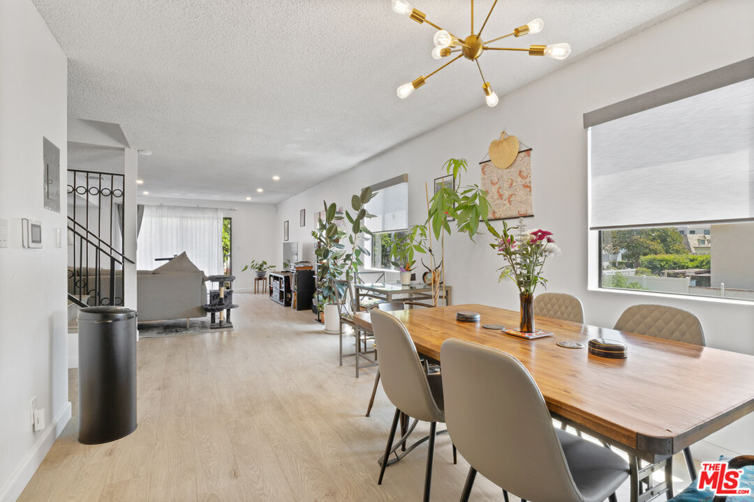 10916 Huston Street, Unit 102 North Hollywood, CA 91601 - Photo 10 of 22