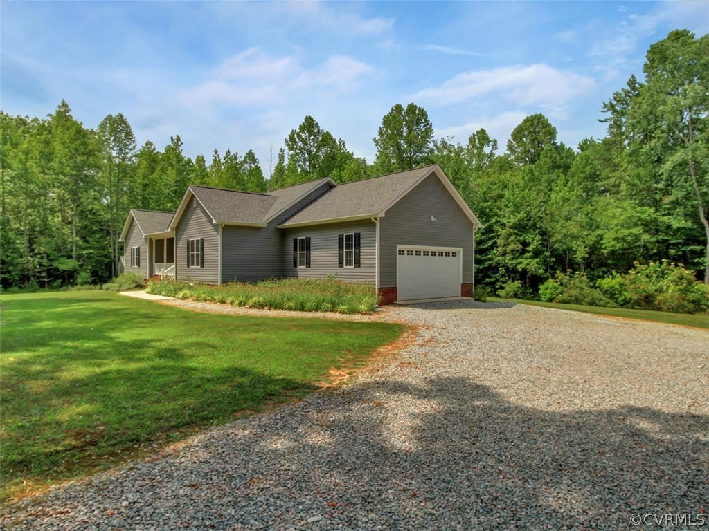 4720 Powhatan Lakes Road Powhatan, VA 23139 - Photo 3 of 35 Front exterior view