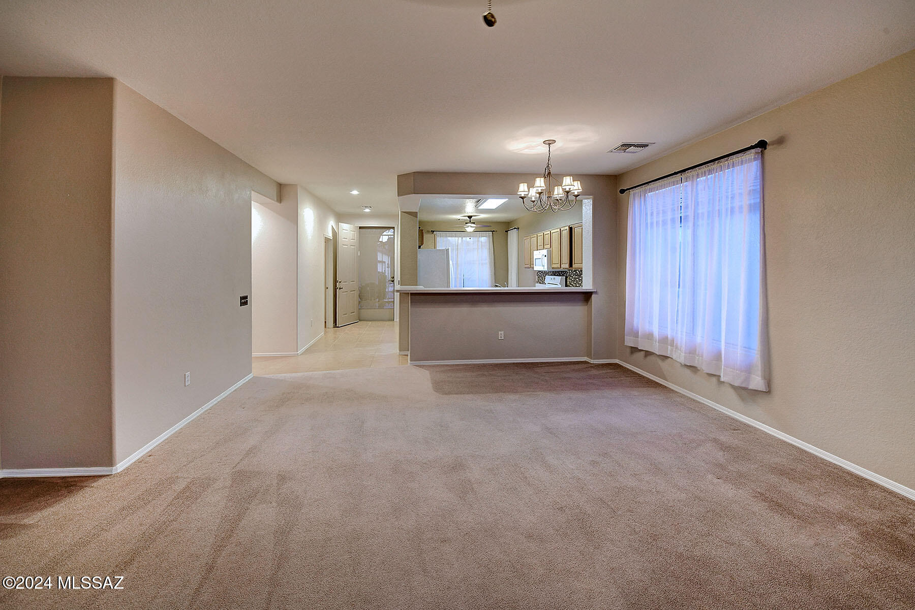 7632 West Amber Ridge Way Tucson, AZ 85743 - Photo 4 of 23