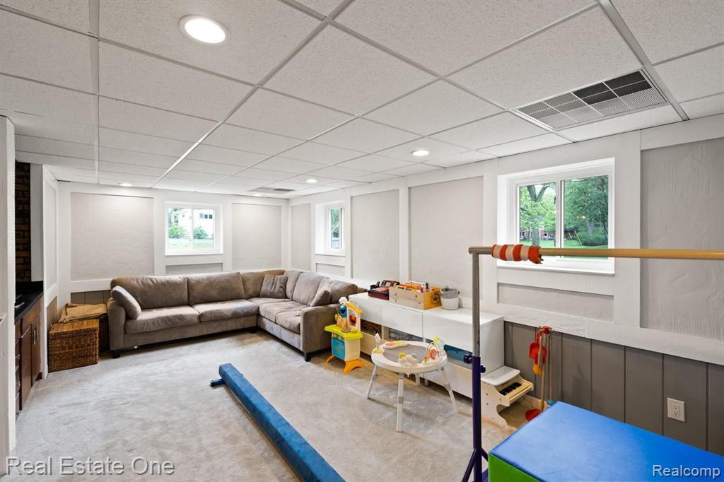 2373 Blockton Road Rochester Hills, MI 48306 - Photo 27 of 35