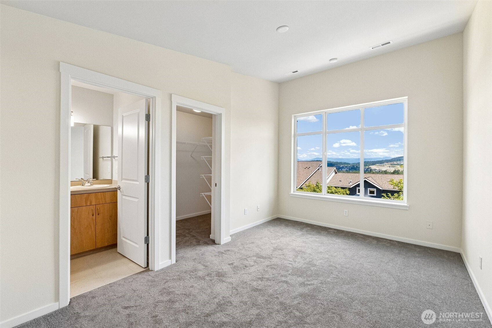 93 Sky Ridge Road Northwest, Unit 505 Issaquah, WA 98027 - Photo 30 of 37 Gallery Image 30