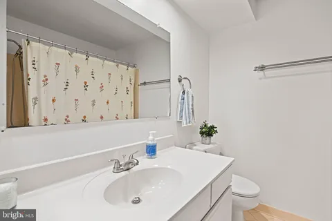 $289,000 | 12888 Grays Pointe Road, Unit A, Fairfax, VA 22033