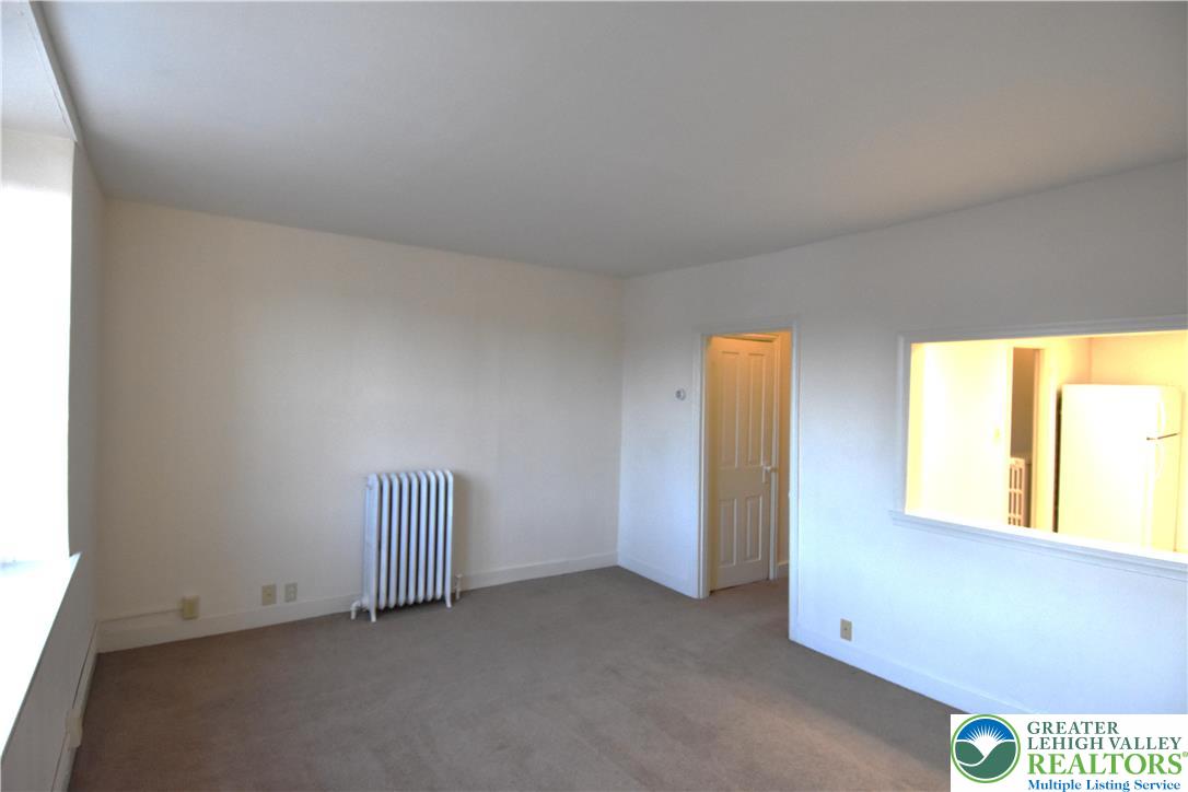 606 West Broad Street, Unit F Bethlehem, PA 18018 - Photo 11 of 23 Unfurnished Living room...
