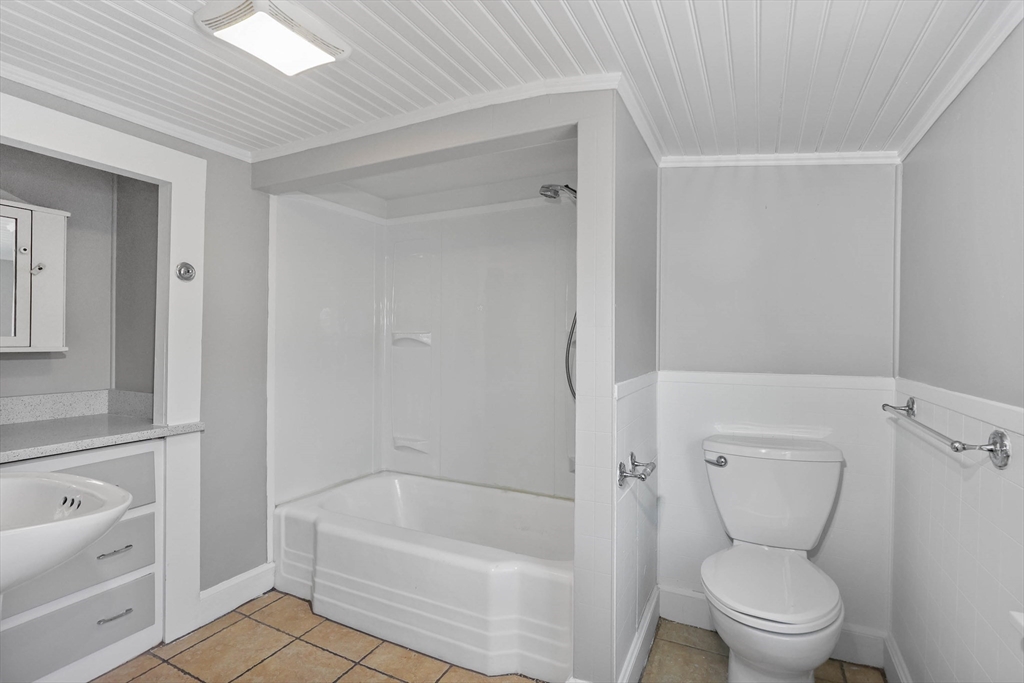 114 A Millville Road Mendon, MA 01756 - Photo 14 of 20 Gallery Image 14