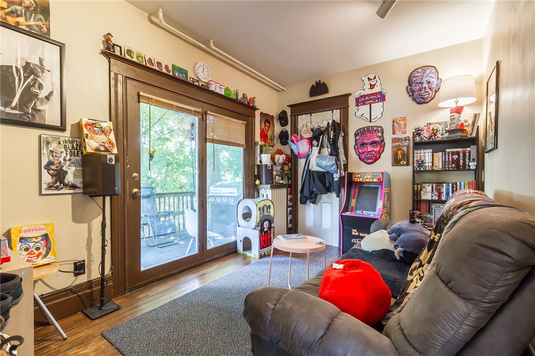 370 Pearl Street Rochester, NY 14607 - Photo 14 of 29