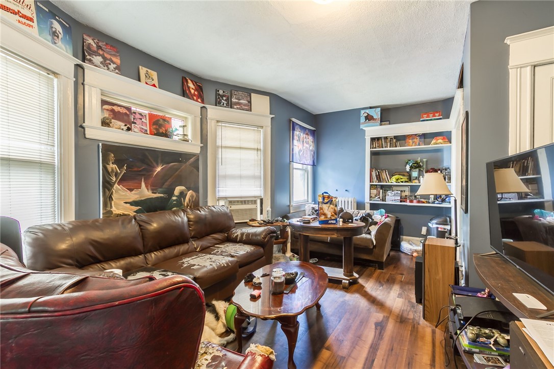 370 Pearl Street Rochester, NY 14607 - Photo 19 of 29