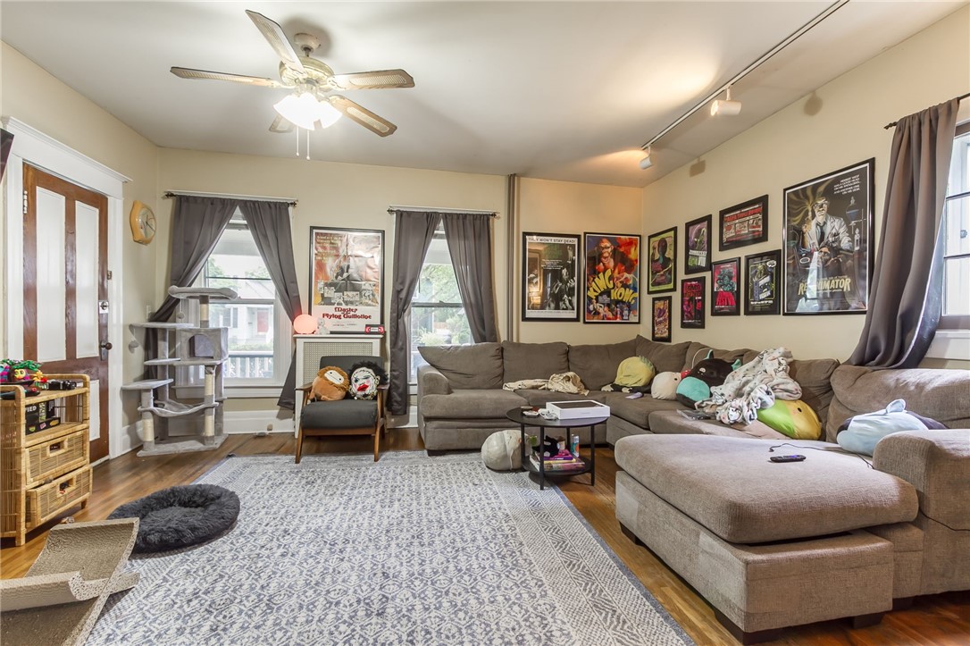 370 Pearl Street Rochester, NY 14607 - Photo 8 of 29