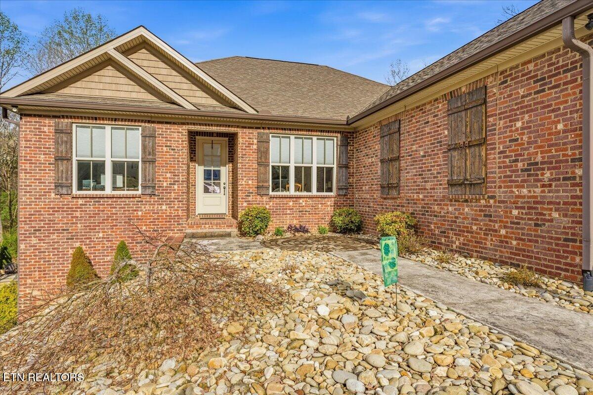 107 Daleyuhski Way Loudon, TN 37774 - Photo 2 of 43 02-Exterior