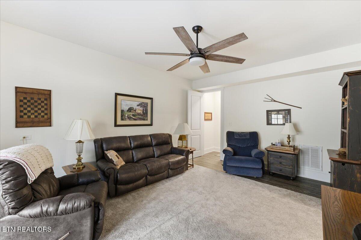 107 Daleyuhski Way Loudon, TN 37774 - Photo 28 of 43 28-Den