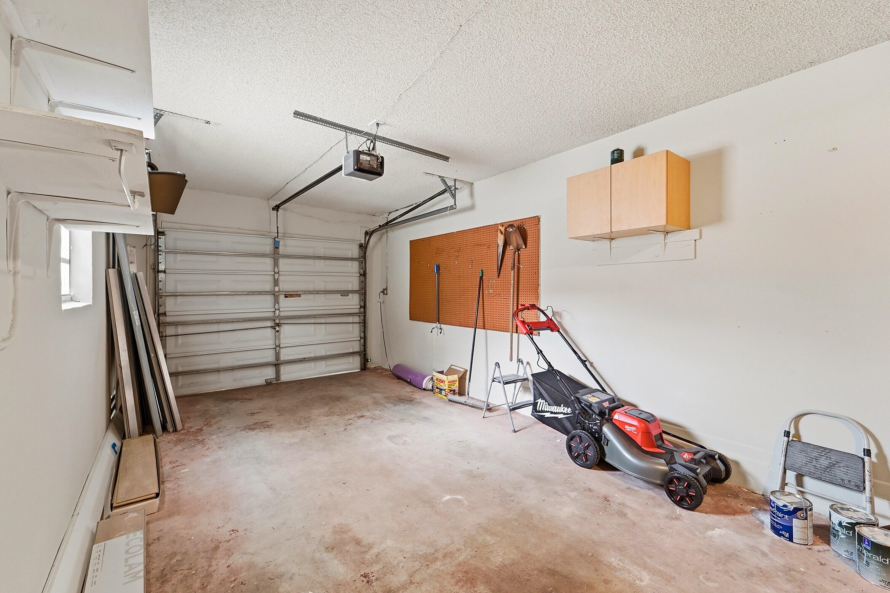 22267 Southwest 57th Avenue Boca Raton, FL 33428 - Photo 24 of 49 30_garage