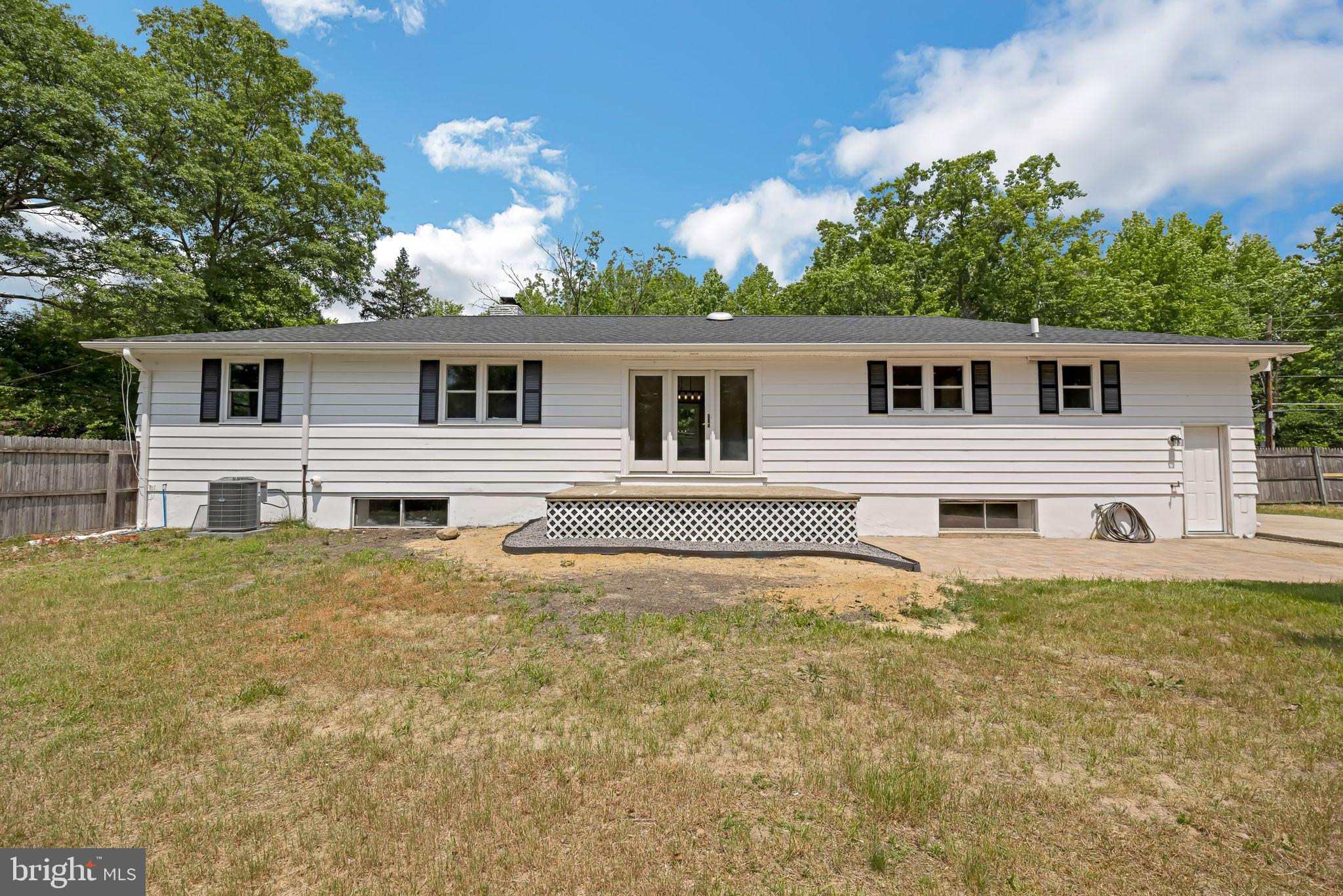 67 Christopher Mill Road Medford, NJ 08055 - Photo 21 of 32 Back elevation