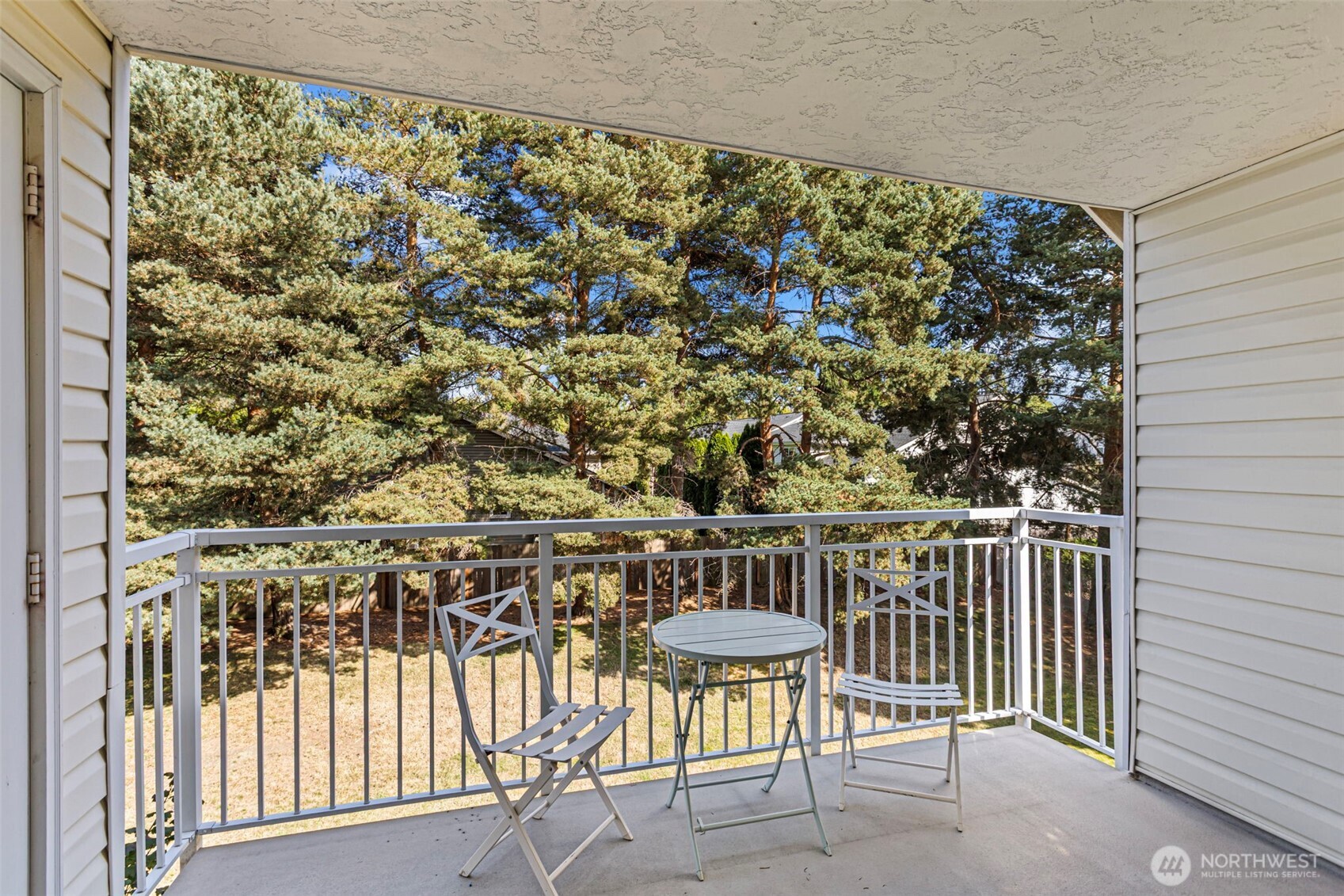 11002 Southeast Petrovitsky Road, Unit D302 Renton, WA 98055 - Photo 15 of 40 Gallery Image 15