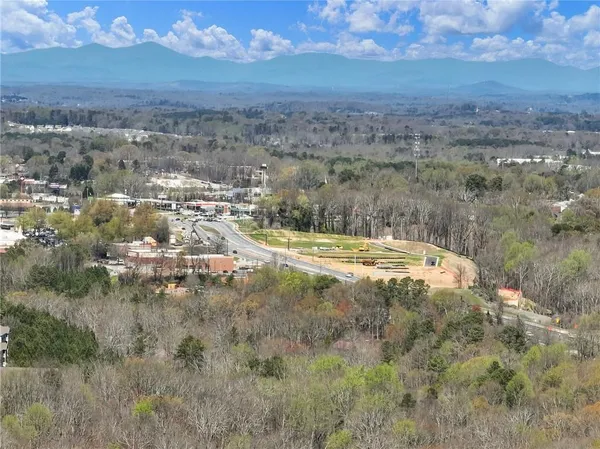 $650,000 | 3800 Winder Highway, Flowery Branch, GA 30542