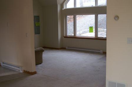 671 Edinburgh Road Bushkill, PA 18324 - Photo 8 of 9 Living Room